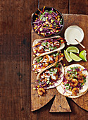 Tacos mit würzigen Garnelen und Rotkohlsalat