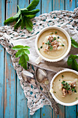 Parsnip soup with crispy bread and thyme