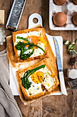 Galettes with fried eggs and broccoli