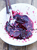Beetroot salad with onion