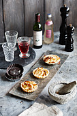 Apple and leek quiches with red wine