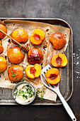 Grilled peaches with maple syrup cream