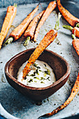 Roasted carrots and yoghurt dip