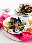 Lemon Fennel And Garlic Mussels