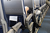Narrow-body passenger aircraft cabin