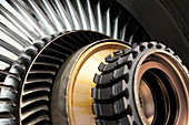 Aeroplane engine maintenance