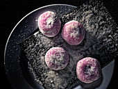 Donuts mit rosa Glasur