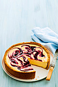 Raspberry ripple cheesecake