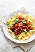 Pappardelle mit Bolognese
