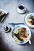 Quick brown rice duck Congee (China)