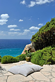 Viewing platform with sea view