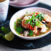 Shrimp soup with chili, coriander and lemongrass (Thailand)