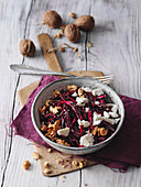 Red cabbage salad with walnuts and sheep's cheese (low carb)