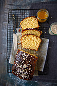 Brioche with oats and honey