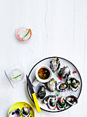Gegrillte Austern mit Finger Lime-Mignonette