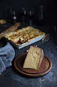 Käsestück und Lasagne