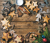 Sternförmige Lebkuchenplätzchen für Weihnachten