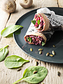 Beetroot wraps with spinach