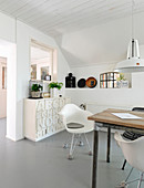 Grey-and-white, Scandinavian-style dining room