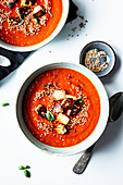 Tomato soup with halloumi