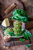 Spinach and pine nuts muffins