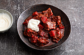 Spiced beef ragout with beetroot (low carb)