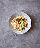 Tomato risotto with green asparagus made in a hot-air fryer