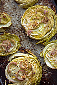 Roasted cabbage with shallots