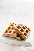 Gingerbread and date waffles