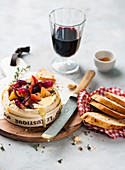 Bake camembert with apples