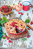 Apple and red currant pie