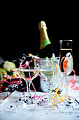 Champagner bei einer Silvesterparty