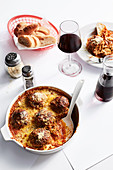 Meatballs in tomato sauce (Italy)