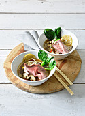 Pak-Choi-Pho with beef and mung bean sprouts (Low Carb)