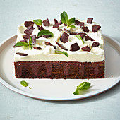 Mint chocolate poke cake
