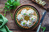 Meringue pie with citrus and white chocolate