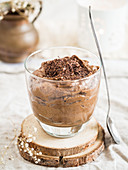 Avocado chocolate pudding pudding (vegan, paleo)