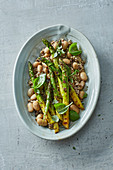 Green asparagus with buckwheat and white beans