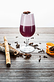 A red wine cocktail with cinnamon, cloves and anise