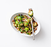 Brussels sprouts with bacon, raisins and almonds