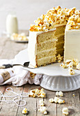 Popcorn cake with salted caramel sauce