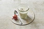 Sour cream and dill dressing