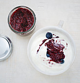 Cold berry jam with yoghurt