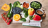 Gemüse, Obst und Lebensmittel (reich an Vitamin C)