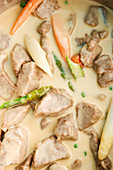 Fricassee with asparagus and carrots