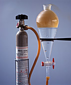 Nitric Oxide Reacting with Oxygen