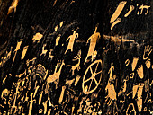 Newspaper Rock petroglyphs, USA