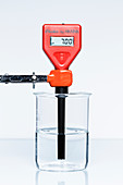 Calibrating pH meter