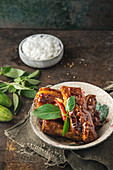 Sticky ribs with rice (Asia)