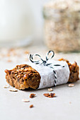 A healthy cereal bar to go